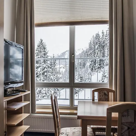 Haus Julia Samnaun Апартаменты Шписс