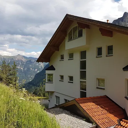 Haus Julia Samnaun Apartament